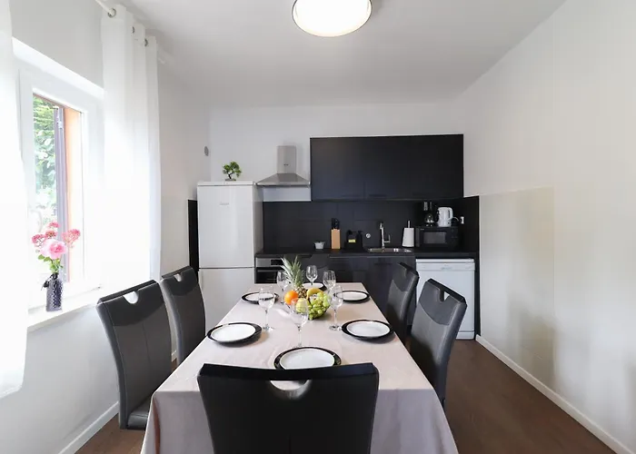 Sentia With Jacuzzi & Spectacular Seaview *