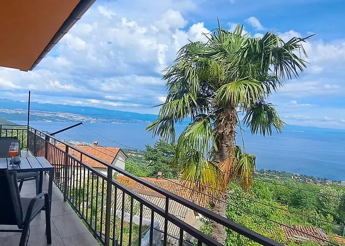 Sentia With Jacuzzi & Spectacular Seaview * Opatija