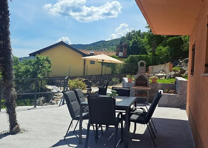 Willa Sentia With Jacuzzi & Spectacular Seaview *