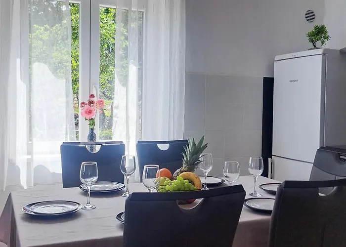 Sentia With Jacuzzi & Spectacular Seaview Opatija